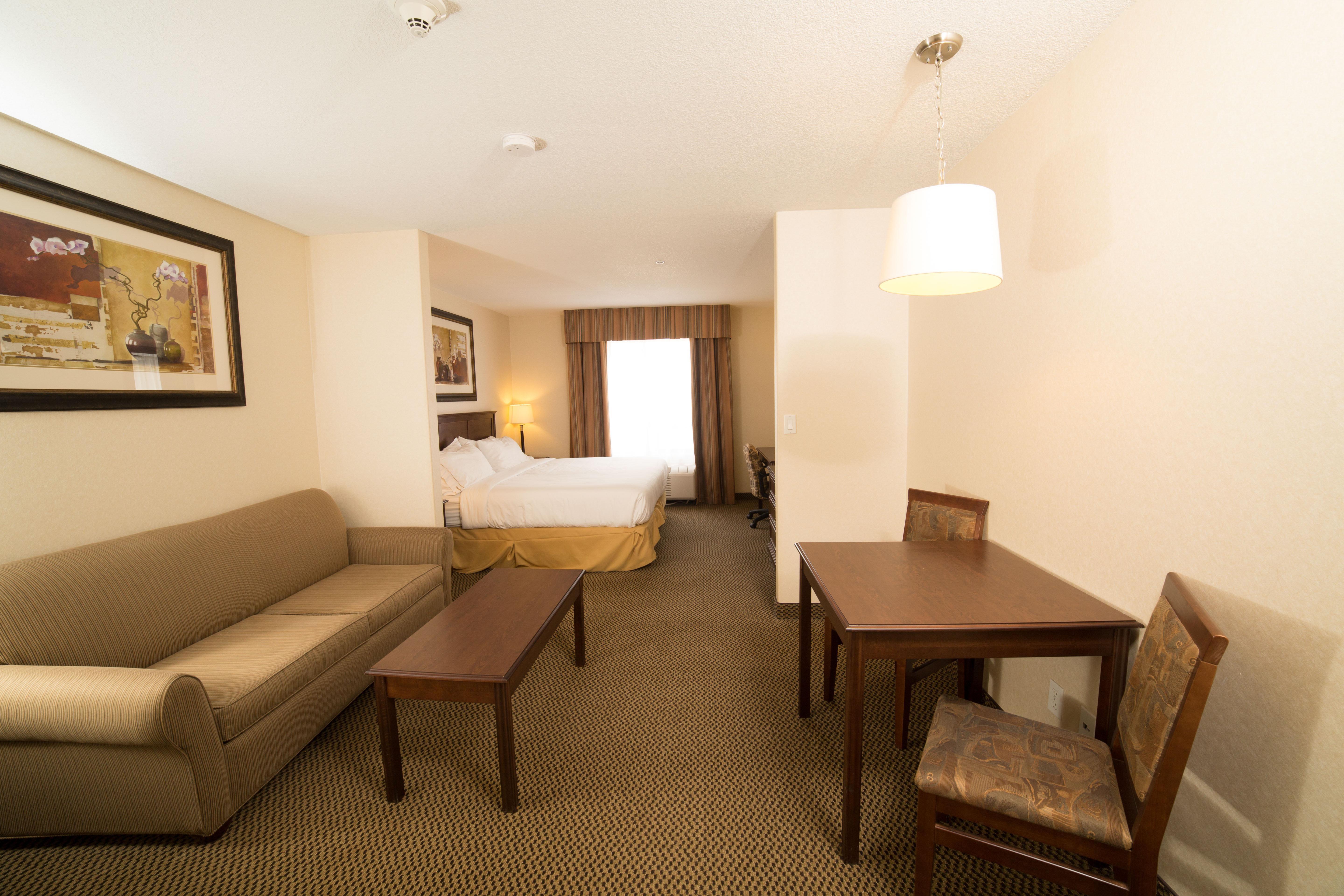 Holiday Inn Express Hotel & Suites - Slave Lake By Ihg Екстер'єр фото