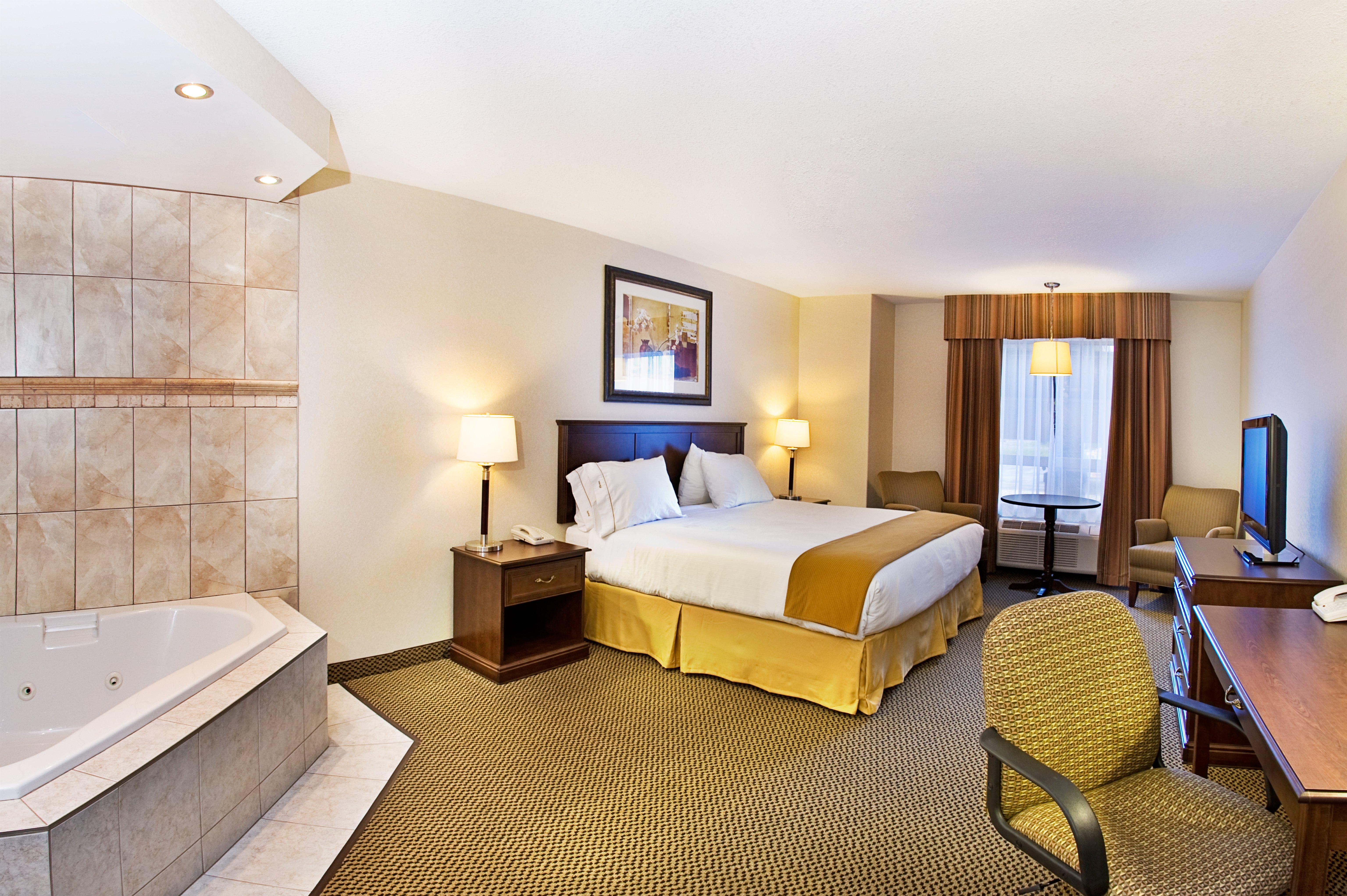 Holiday Inn Express Hotel & Suites - Slave Lake By Ihg Екстер'єр фото