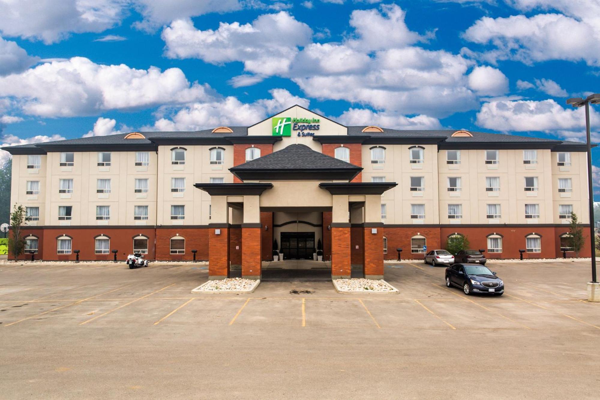 Holiday Inn Express Hotel & Suites - Slave Lake By Ihg Екстер'єр фото