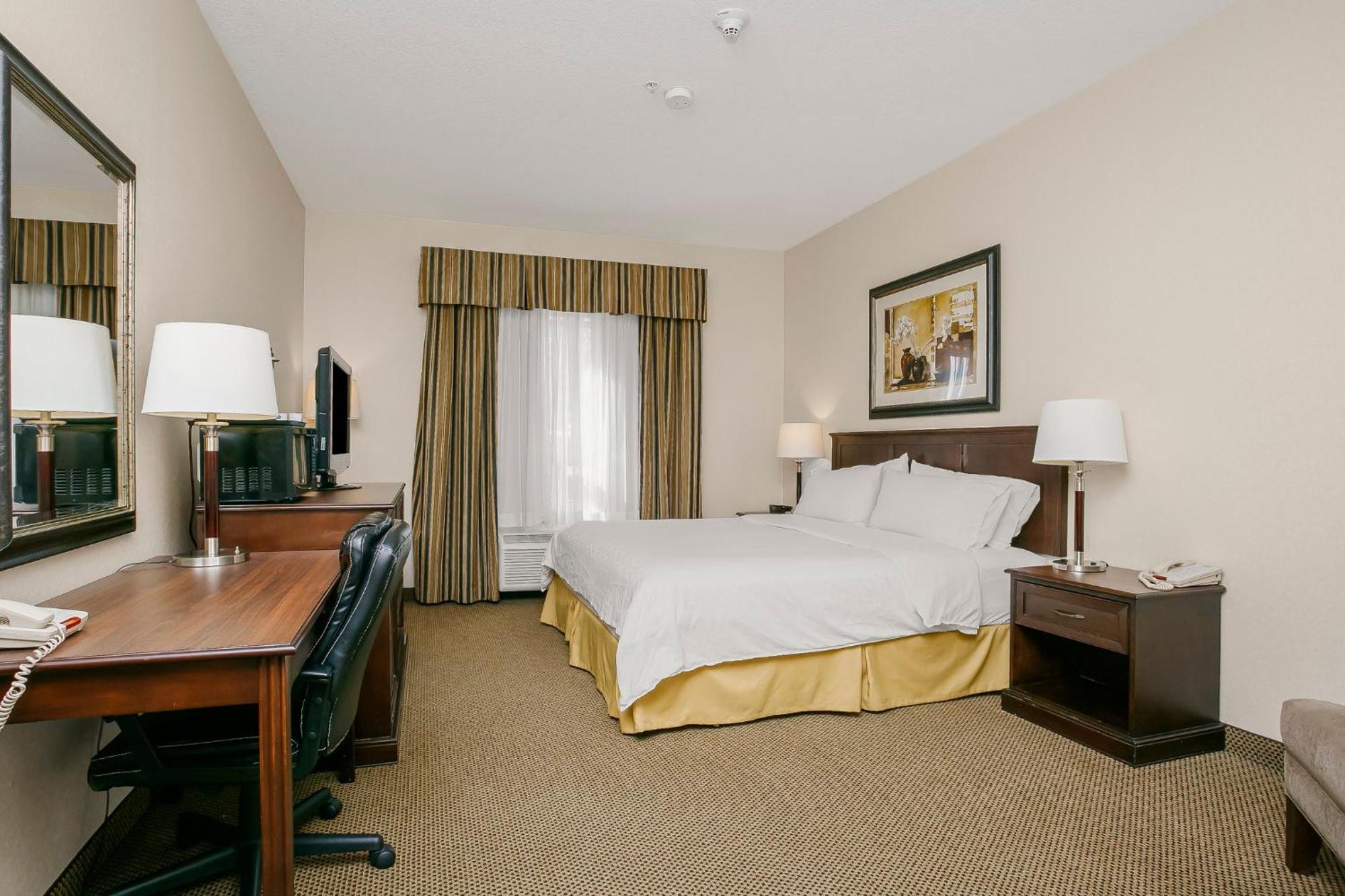 Holiday Inn Express Hotel & Suites - Slave Lake By Ihg Екстер'єр фото