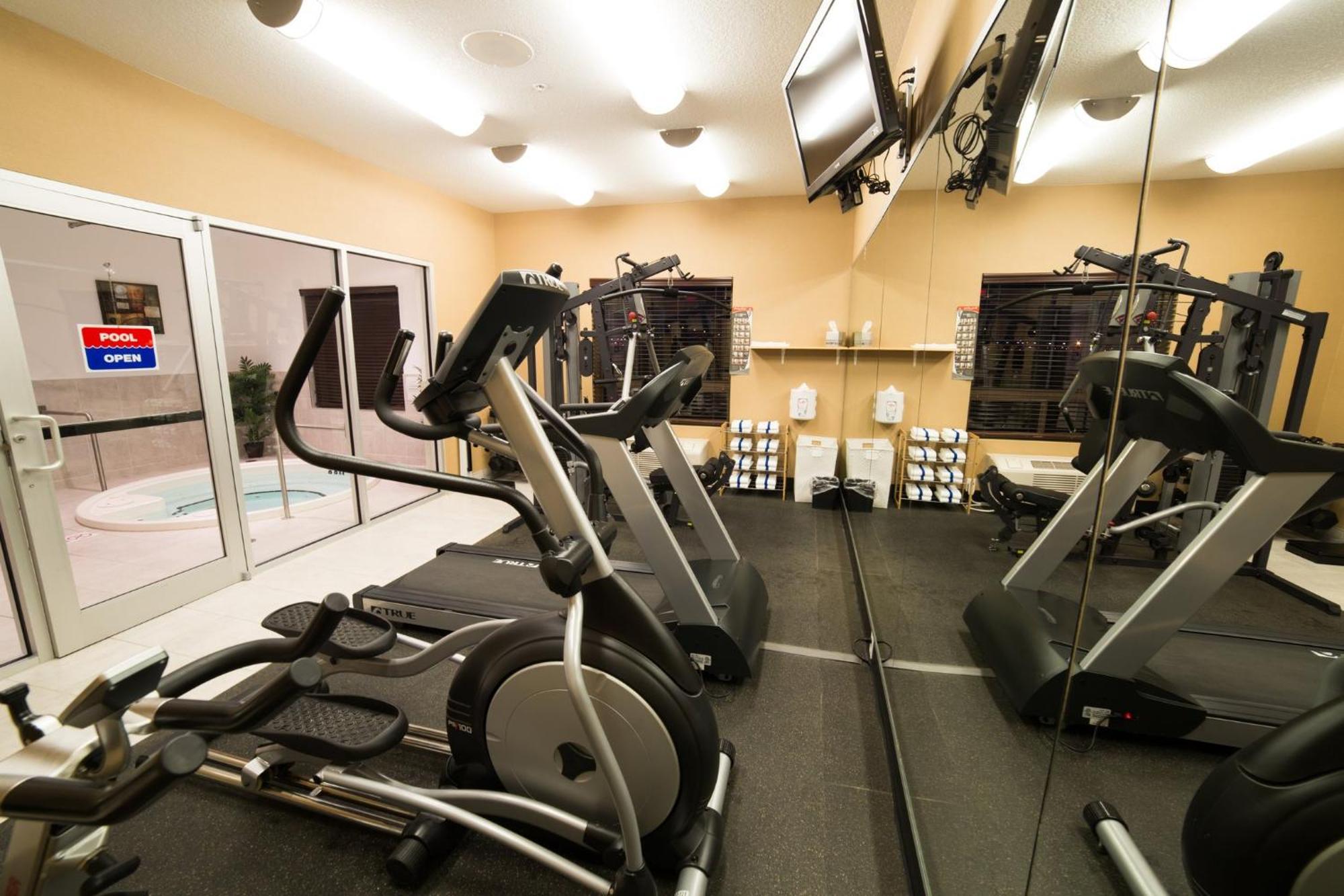 Holiday Inn Express Hotel & Suites - Slave Lake By Ihg Екстер'єр фото